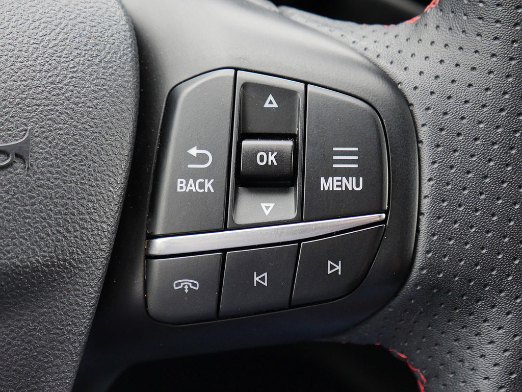 Used 2024 Ford Escape ST-Line w/ Tech Pack #1 AWD/4WD image 32