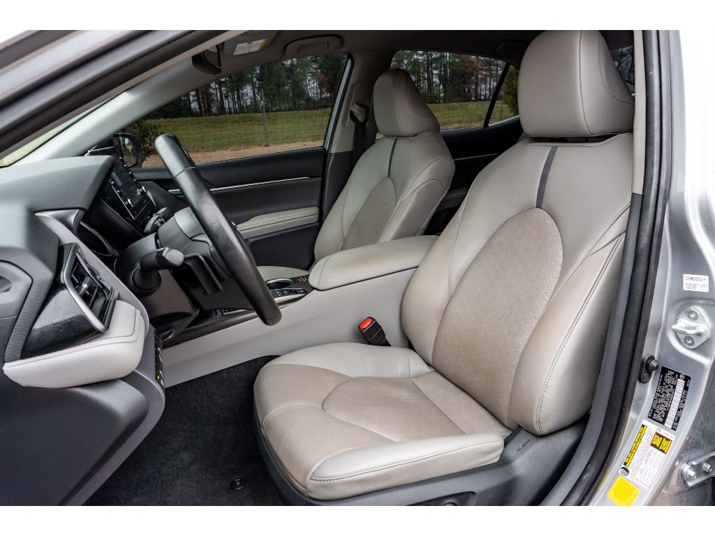 Used 2024 Toyota Camry XSE image 10