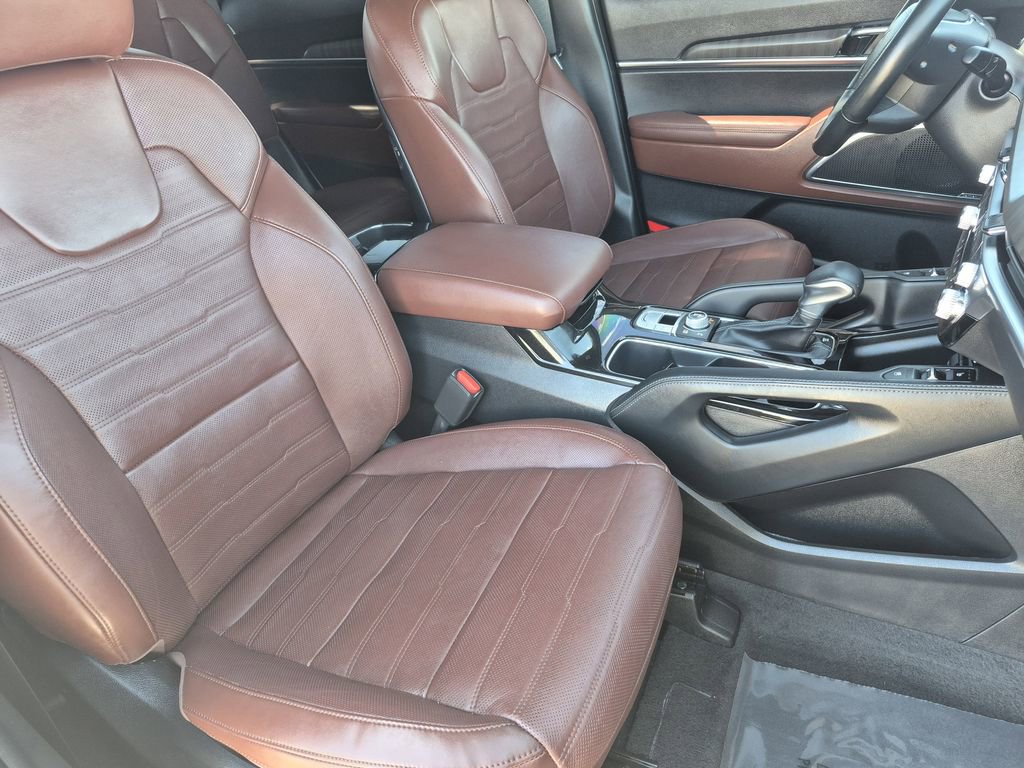 Certified 2023 Kia Telluride SX Prestige AWD/4WD image 18