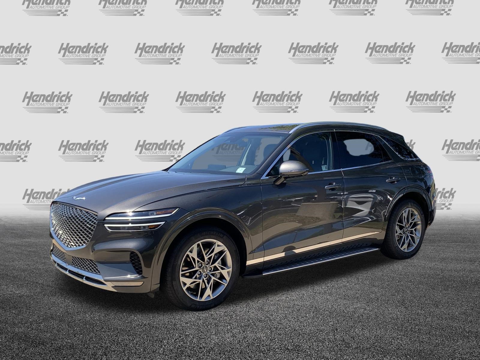 Used 2025 Genesis GV70 2.5T w/ Advanced Package AWD/4WD image 5