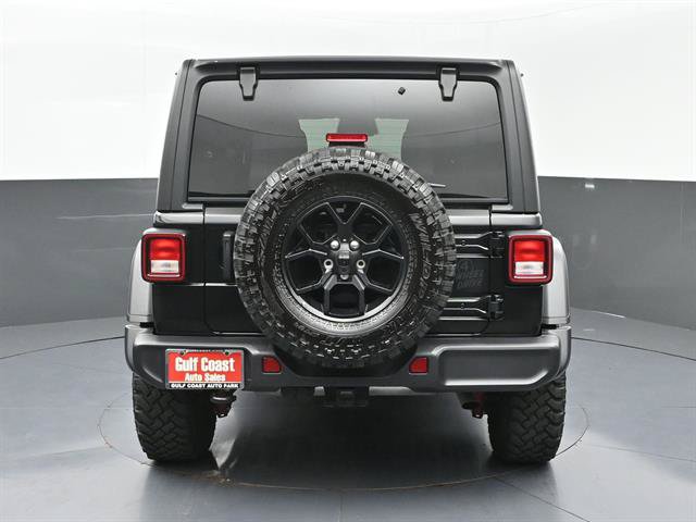 Used 2025 Jeep Wrangler Unlimited Sport AWD/4WD image 26