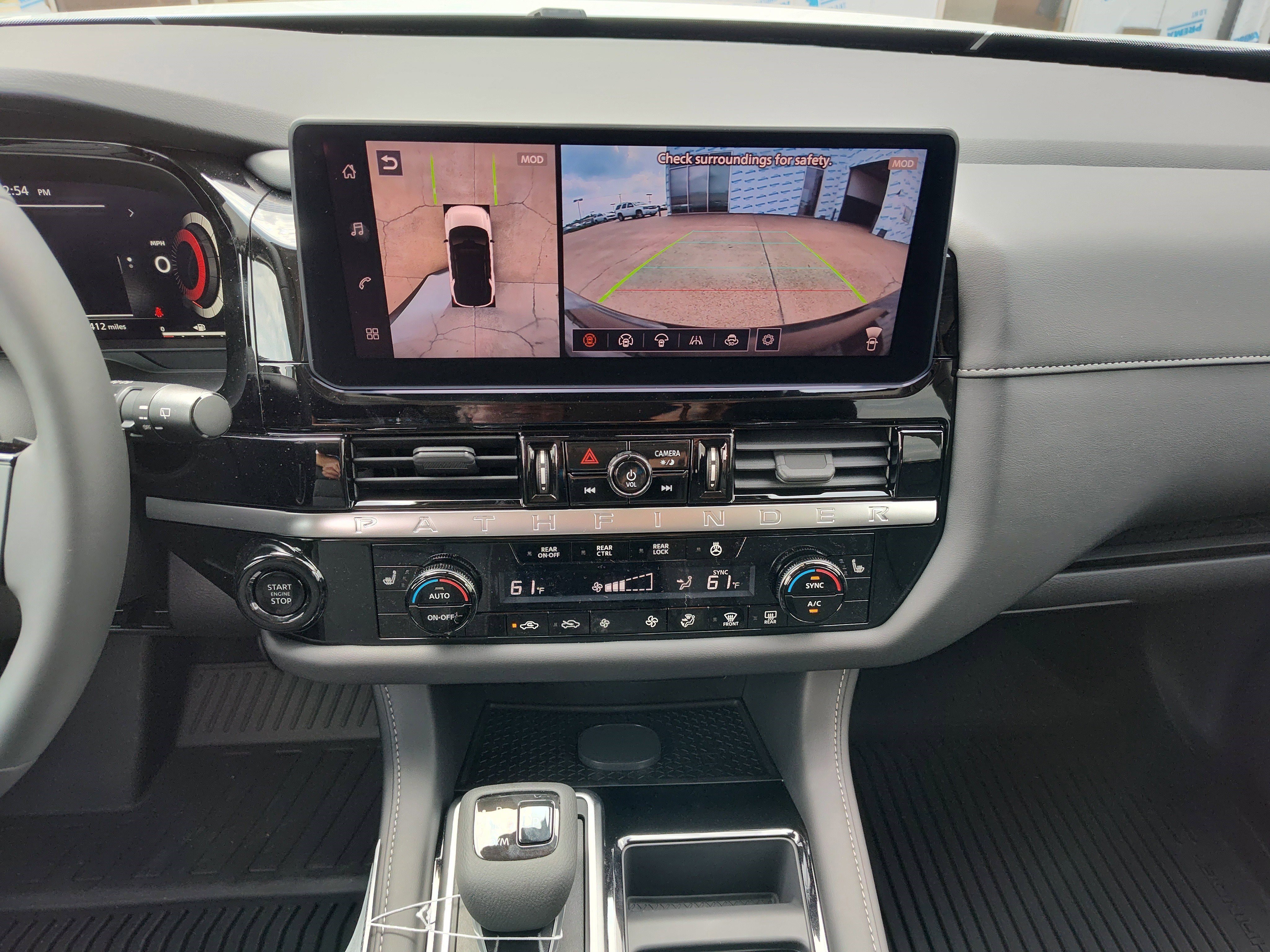 New 2026 Nissan Pathfinder SL w/ SL Premium Package FWD image 9