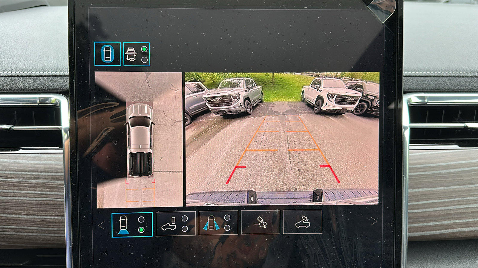 New 2025 GMC Sierra EV Denali image 15