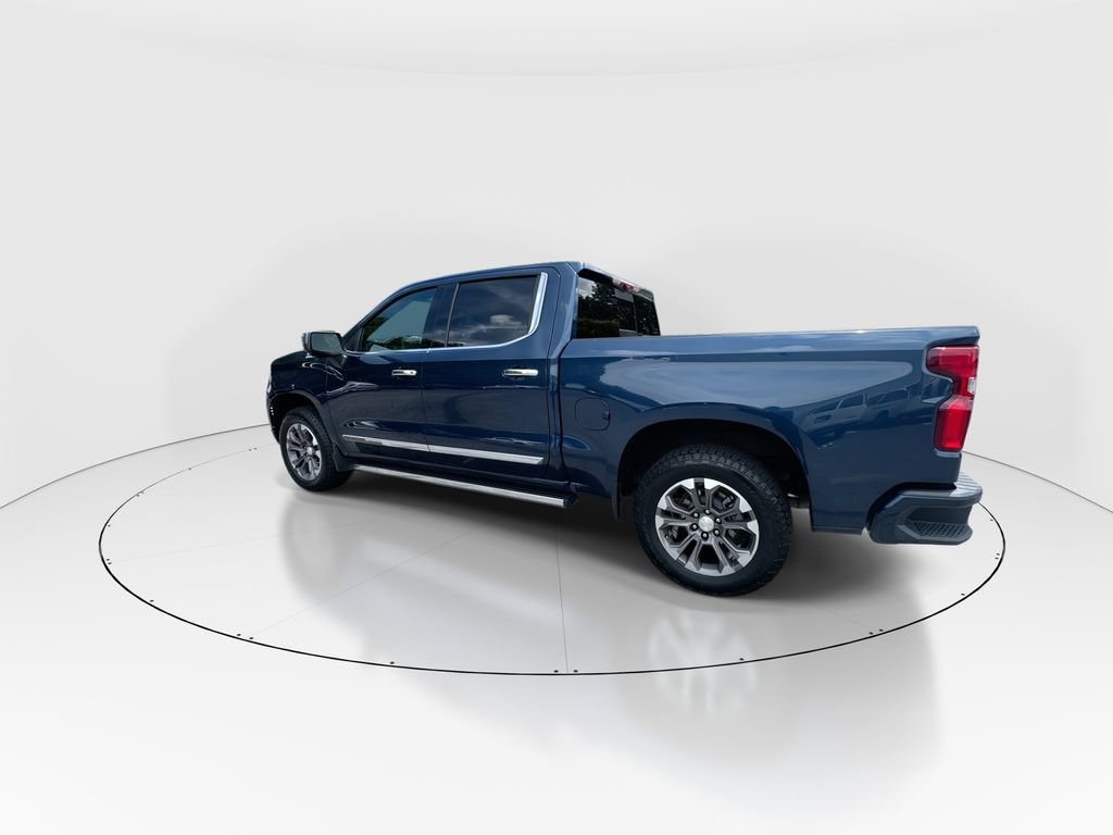 Used 2022 Chevrolet Silverado 1500 High Country w/ Technology Package AWD/4WD image 6