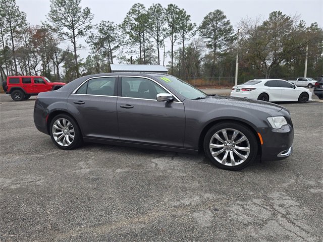 Certified 2019 Chrysler 300 Touring w/ Chrome Appearance Package image 2