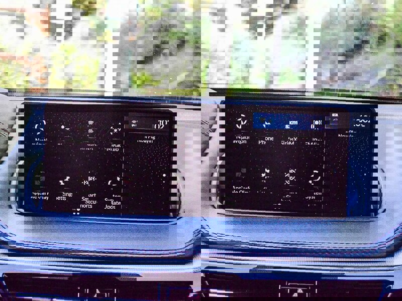 Used 2023 Acura MDX A-Spec image 18