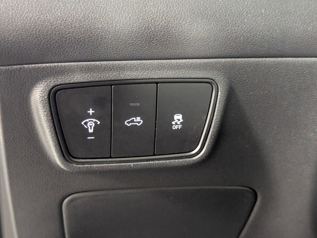 Used 2022 Hyundai Santa Cruz SEL Premium w/ Cargo Package image 15