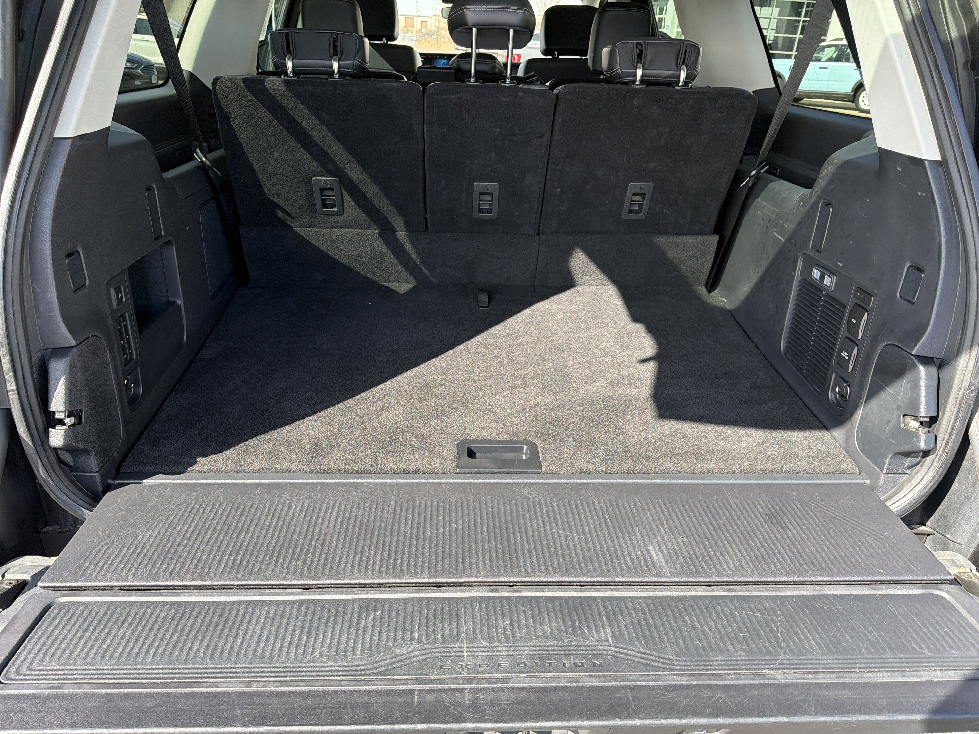 Certified 2025 Ford Expedition Max Platinum AWD/4WD image 44