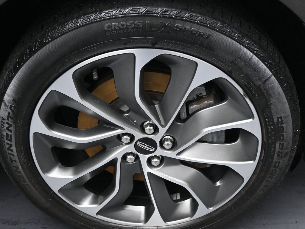 Used 2021 Lincoln Nautilus Reserve w/ Cargo Utility Package image 40