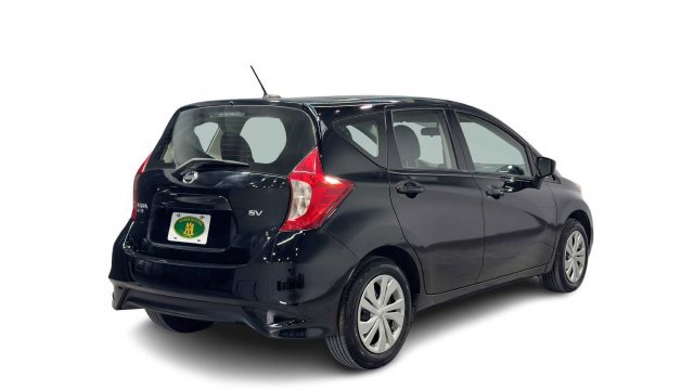 Used 2018 Nissan Versa Note SV FWD image 2