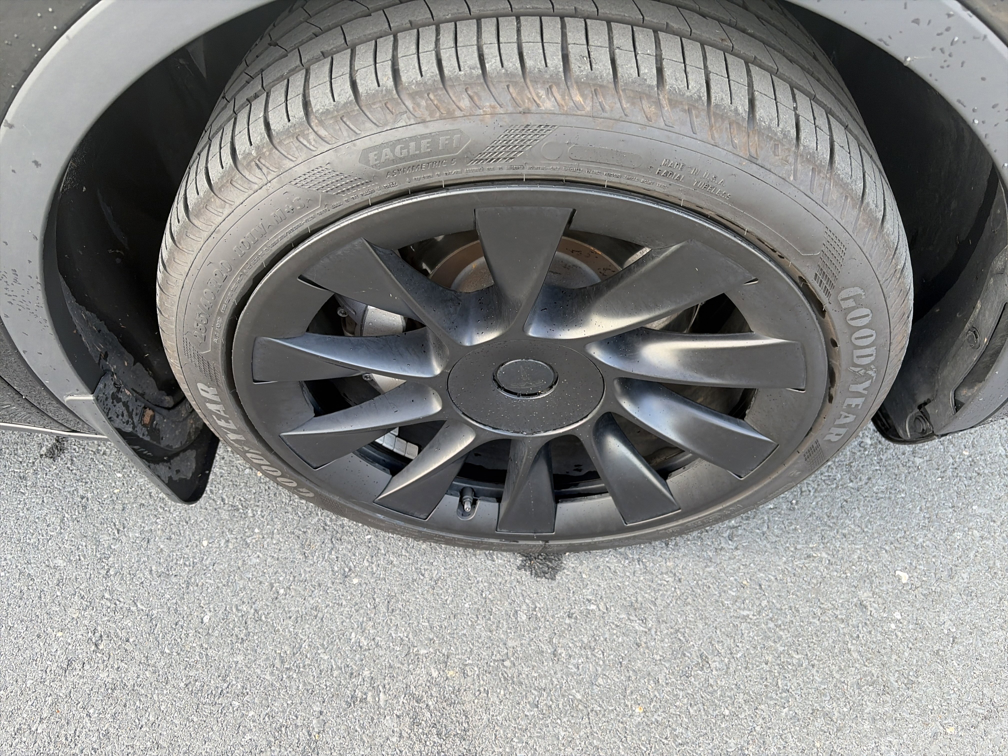 Used 2021 Tesla Model Y Long Range image 17