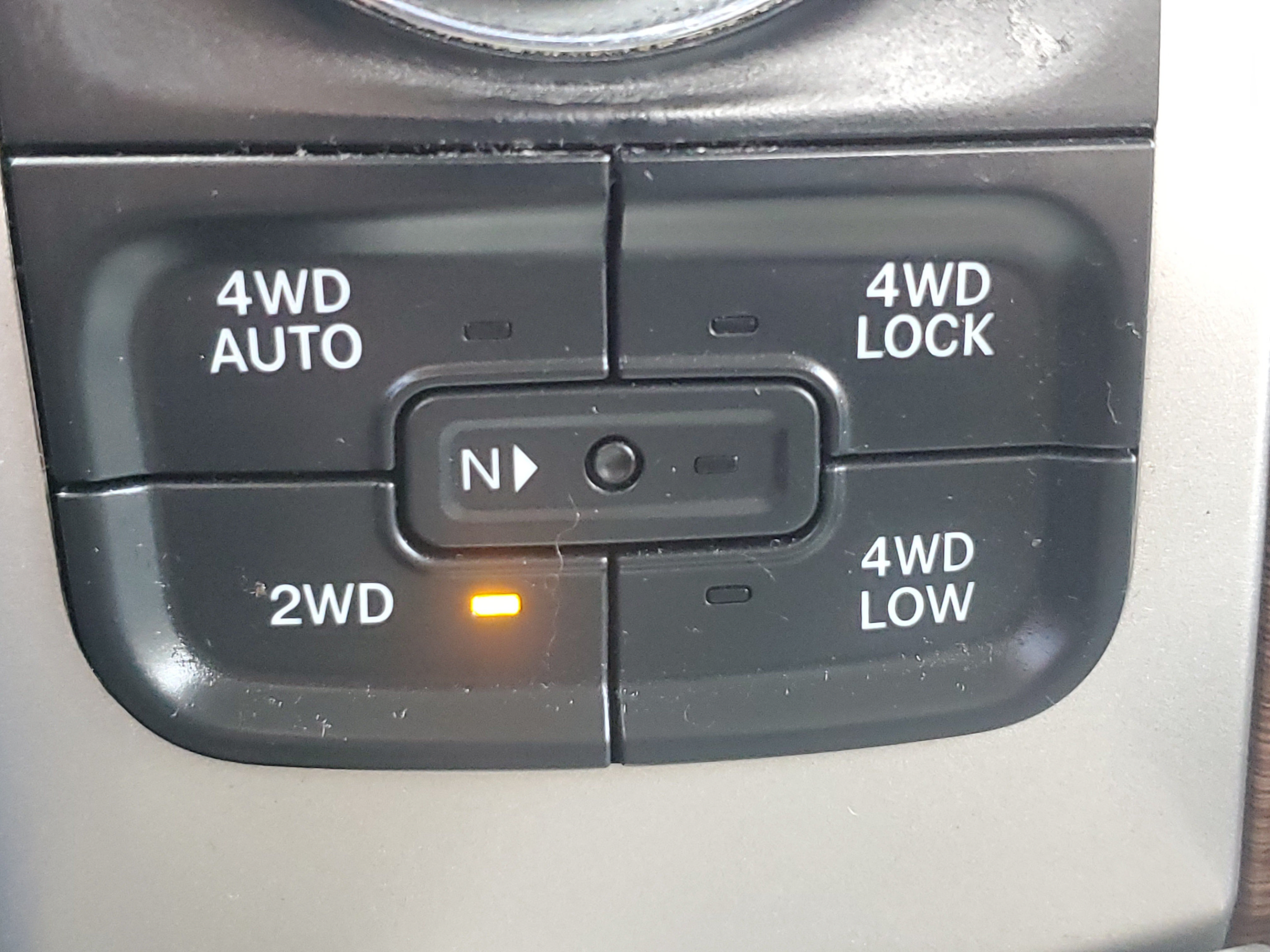 Used 2016 RAM 1500 Laramie w/ Convenience Group AWD/4WD image 27