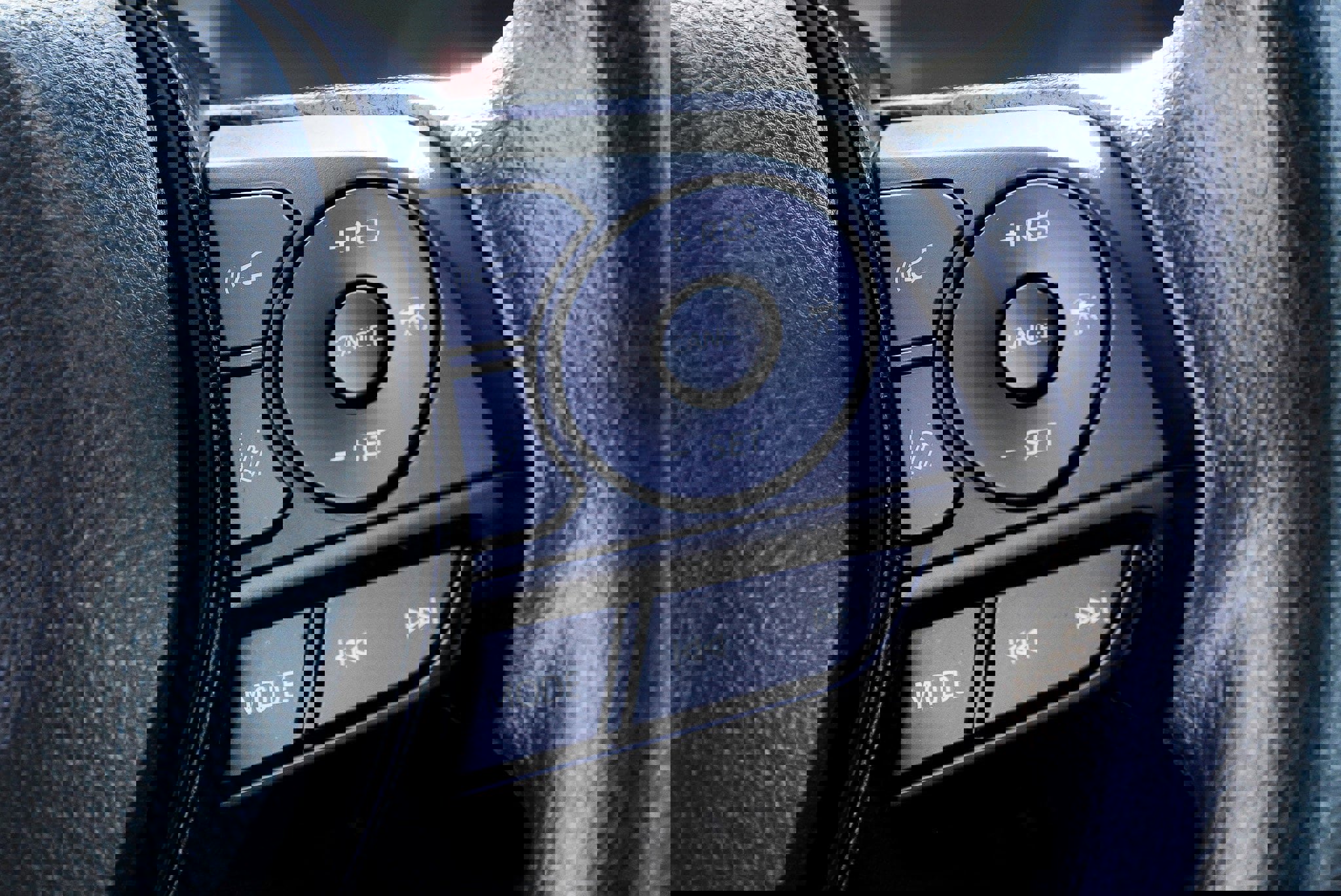 Certified 2025 Toyota RAV4 XLE image 32