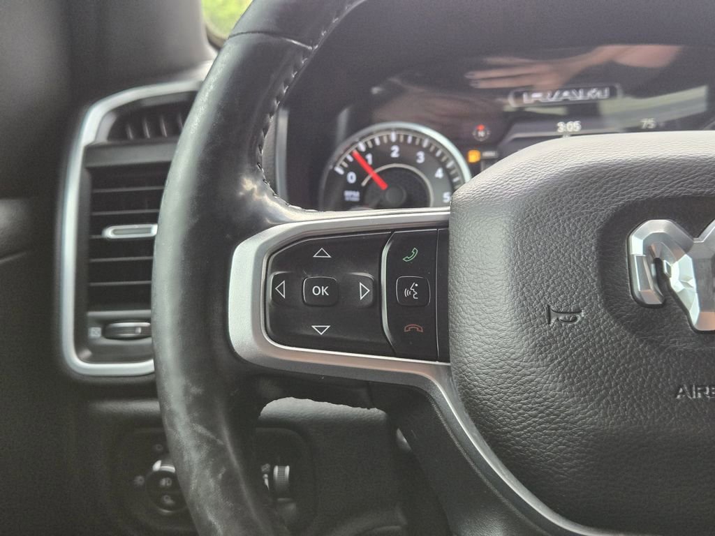 Used 2019 RAM 1500 Big Horn AWD/4WD image 17