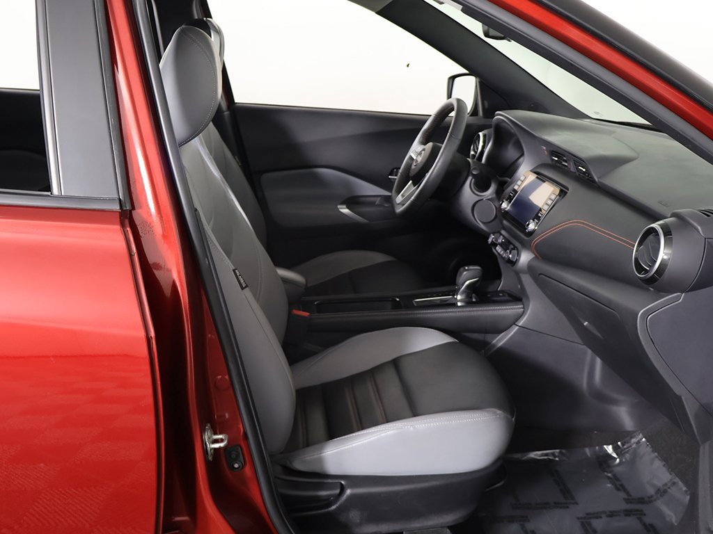 Used 2023 Nissan Kicks SR w/ SR Premium Package image 25