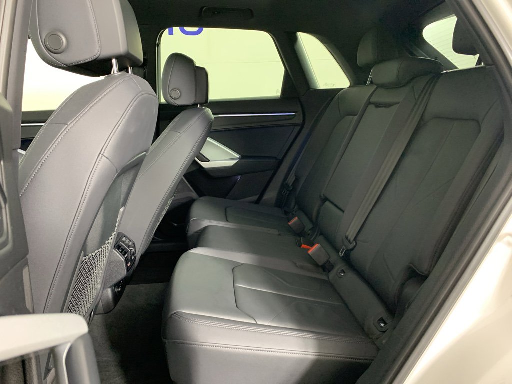 Used 2022 Audi Q3 2.0T Premium Plus image 33