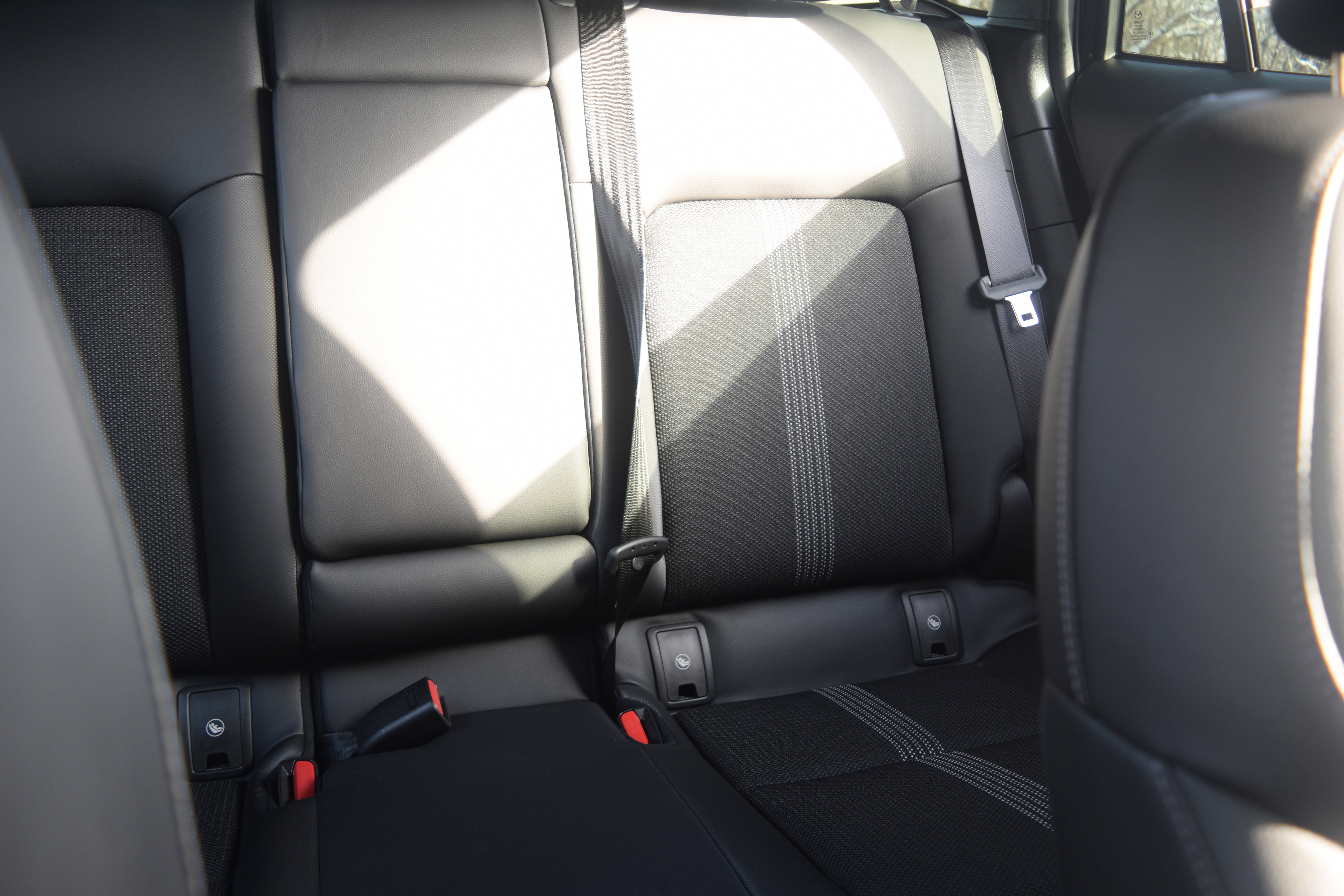 Used 2024 MAZDA CX-50 AWD 2.5 S w/ Cargo Package image 18