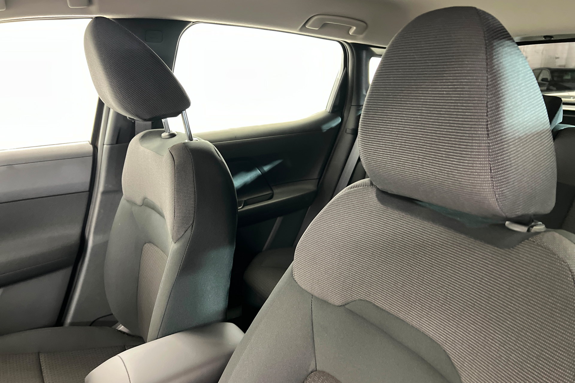 New 2026 Nissan Kicks S FWD image 16