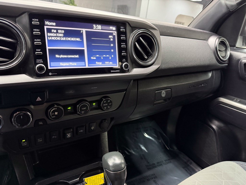 Used 2020 Toyota Tacoma TRD Sport w/ Technology Package AWD/4WD image 25