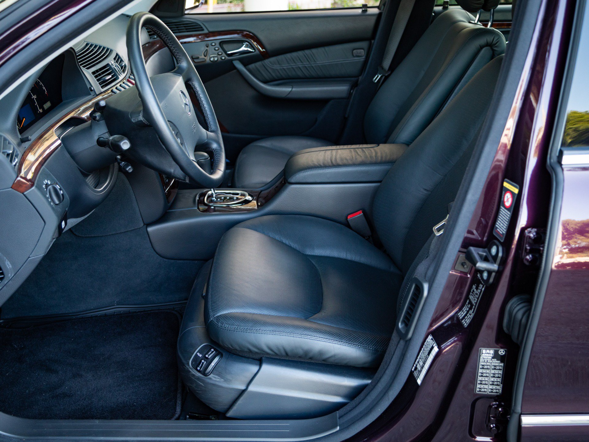 Used 2000 Mercedes-Benz S 500 image 9