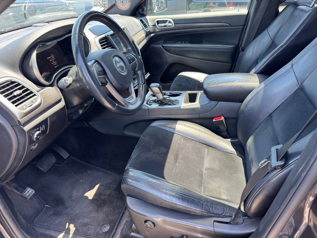 Used 2018 Jeep Grand Cherokee Altitude AWD/4WD image 21