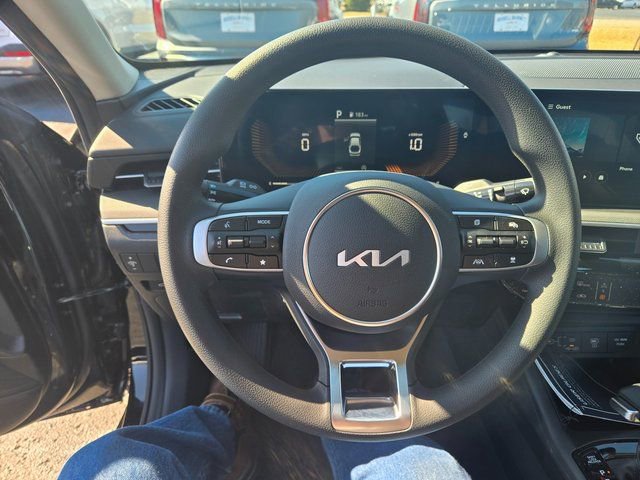 New 2026 Kia K5 LXS FWD image 16