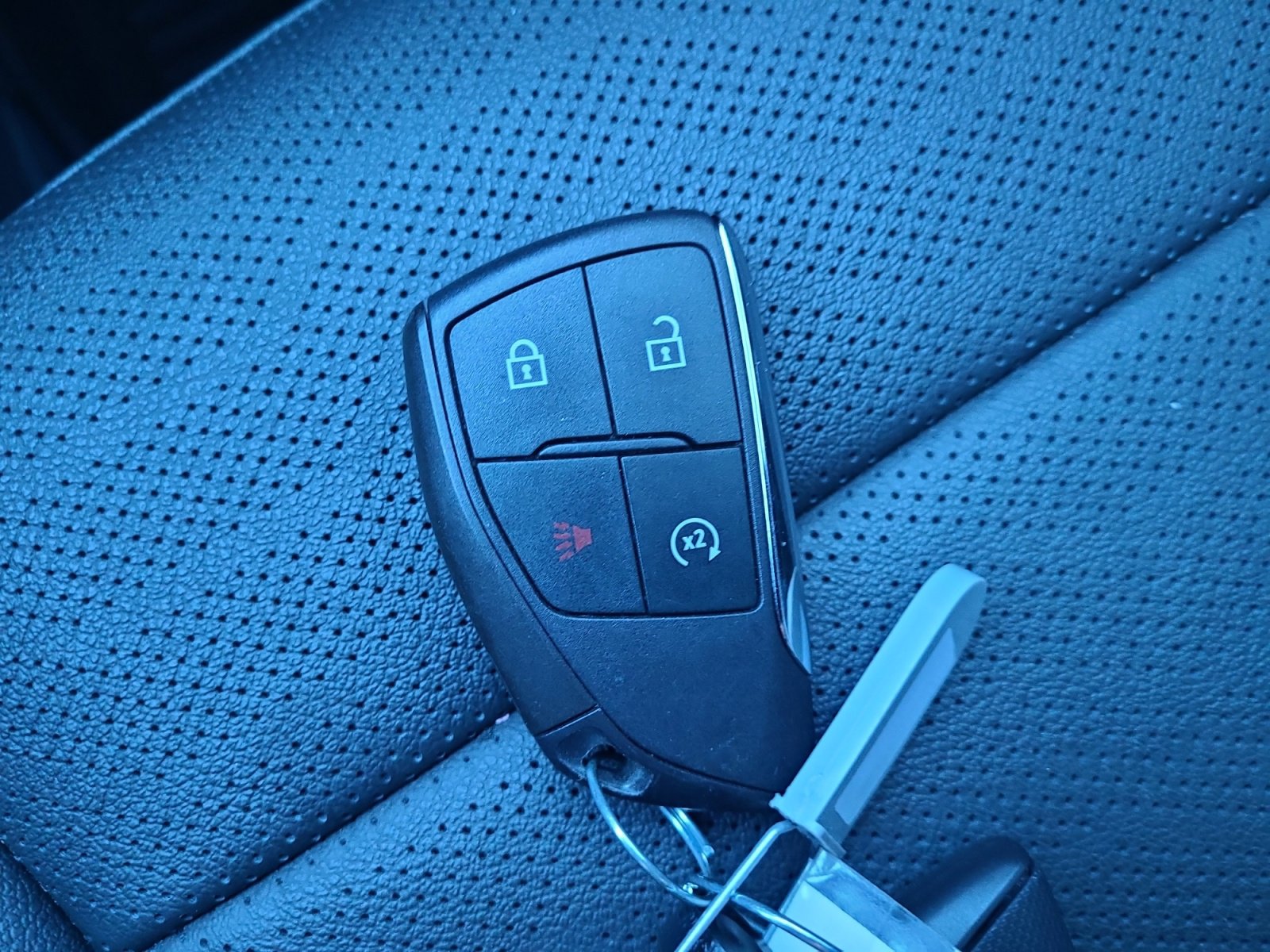 Used 2025 Chevrolet Colorado Z71 w/ Z71 Convenience Package 2 image 33