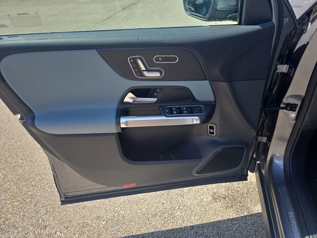 New 2026 Mercedes-Benz GLB 250 4MATIC image 10