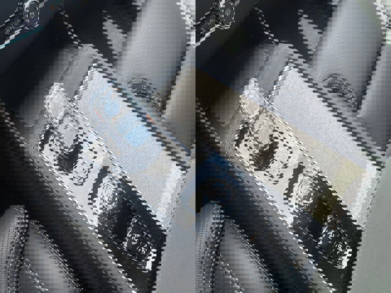 New 2026 Volvo XC90 B6 Ultra w/ Lounge Package image 13