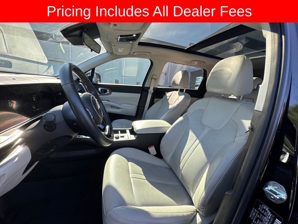 Certified 2024 Kia Sorento S w/ Panoramic Sunroof Package FWD image 16