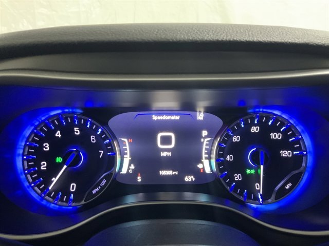 Used 2023 Chrysler Pacifica Touring-L AWD/4WD image 20