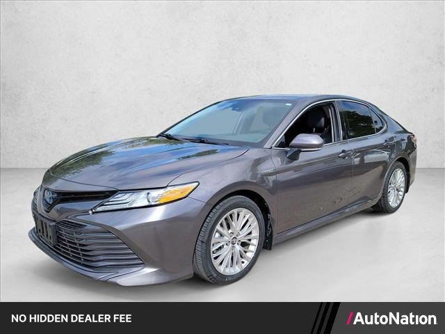 Used 2020 Toyota Camry XLE