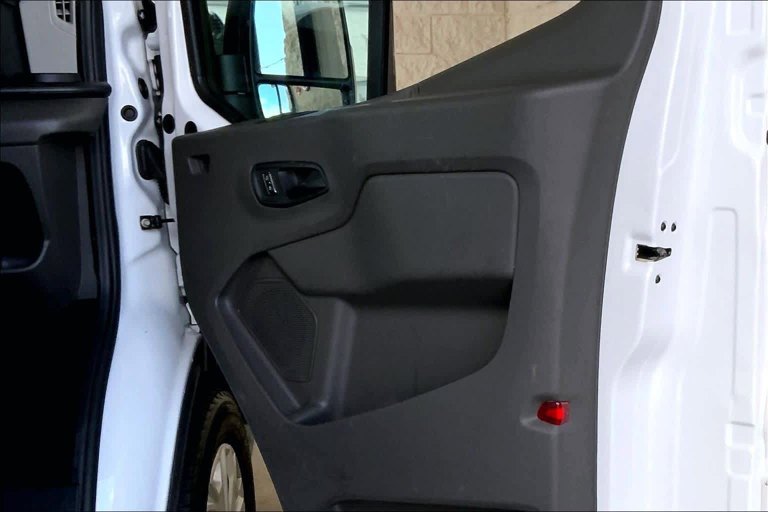 Used 2024 Ford Transit 350 XLT image 22
