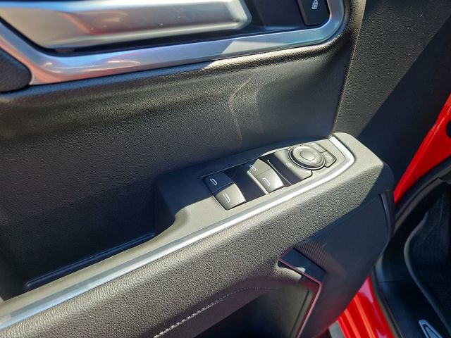 Used 2025 Chevrolet Silverado 1500 LT RWD image 23
