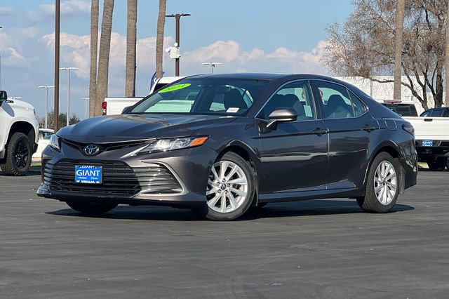 Used 2023 Toyota Camry LE image 8