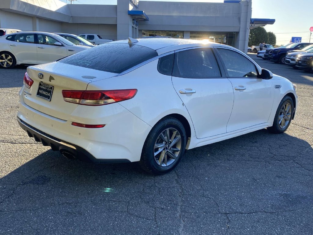 Used 2019 Kia Optima LX FWD image 5