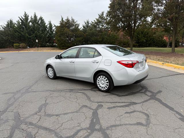Used 2016 Toyota Corolla LE image 3