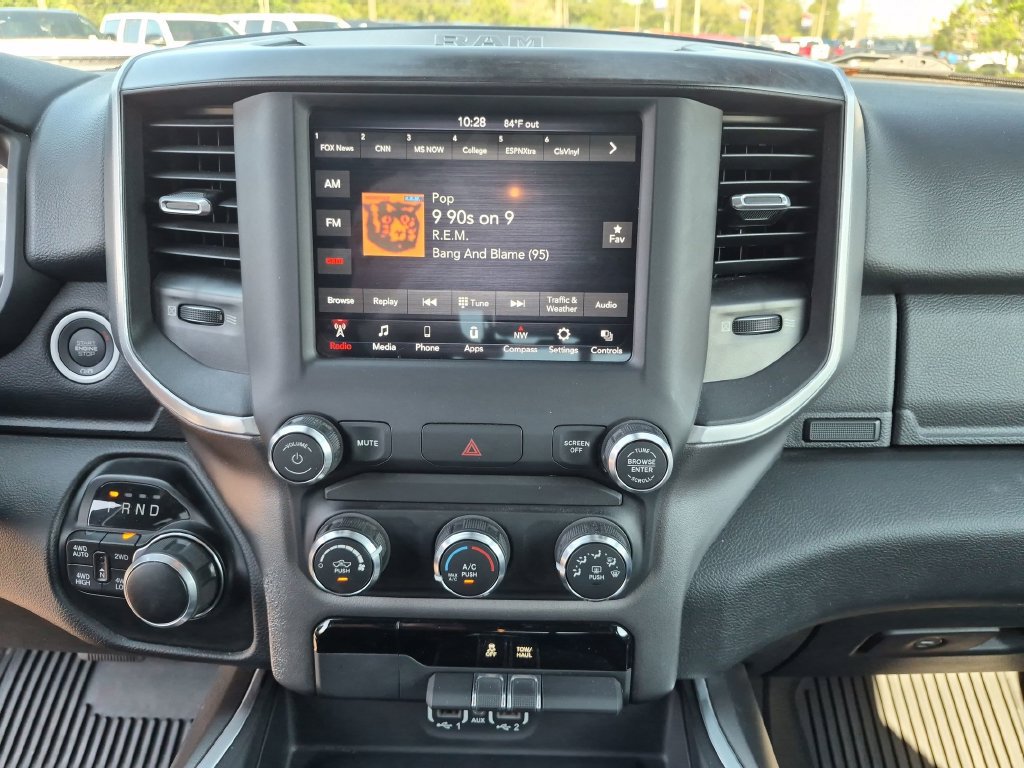 Used 2021 RAM 1500 Big Horn AWD/4WD image 30