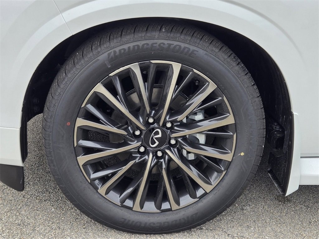 New 2026 INFINITI QX80 Autograph w/ Premium Cargo Package image 11