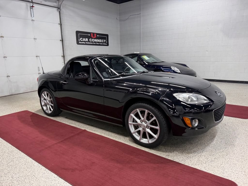 Used 2012 MAZDA MX-5 Miata Grand Touring w/ Premium Pkg RWD image 40