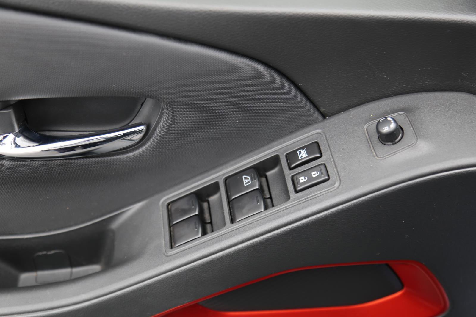 Used 2024 Nissan Frontier Pro-X w/ Technology Package image 5