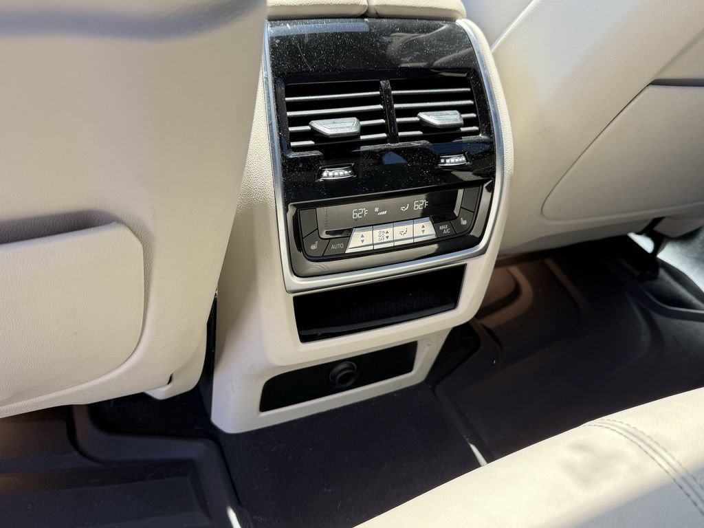 Used 2020 BMW X5 xDrive40i w/ M Sport Package AWD/4WD image 11