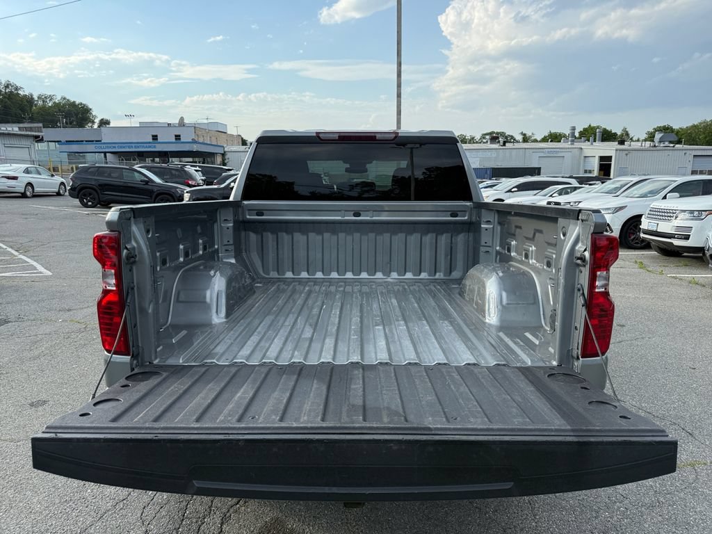 Used 2023 Chevrolet Silverado 1500 LT AWD/4WD image 21