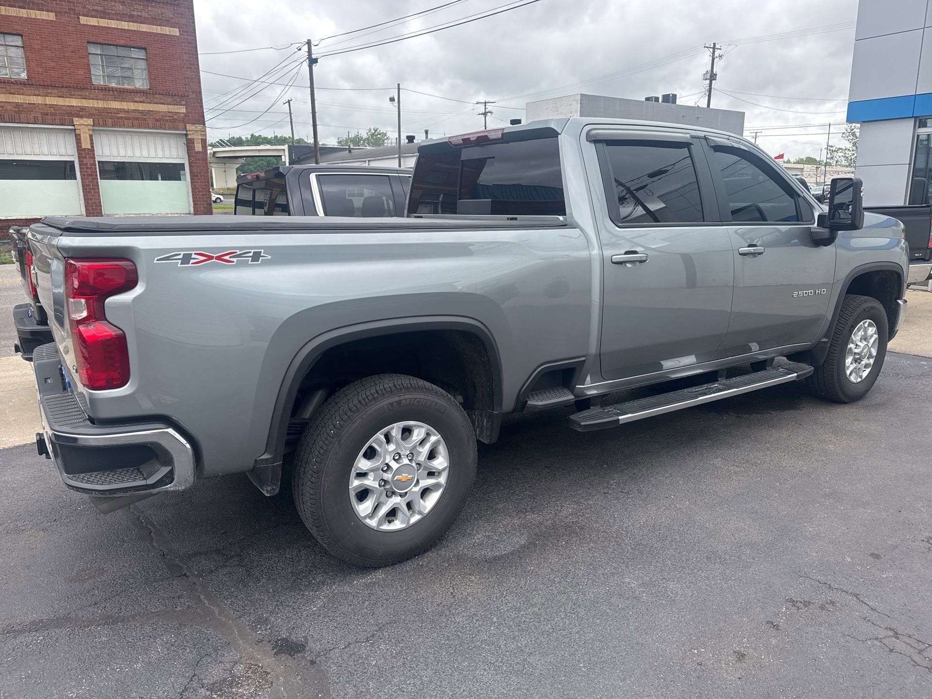 Used 2026 Chevrolet Silverado 2500 LT w/ All Star Edition AWD/4WD image 4