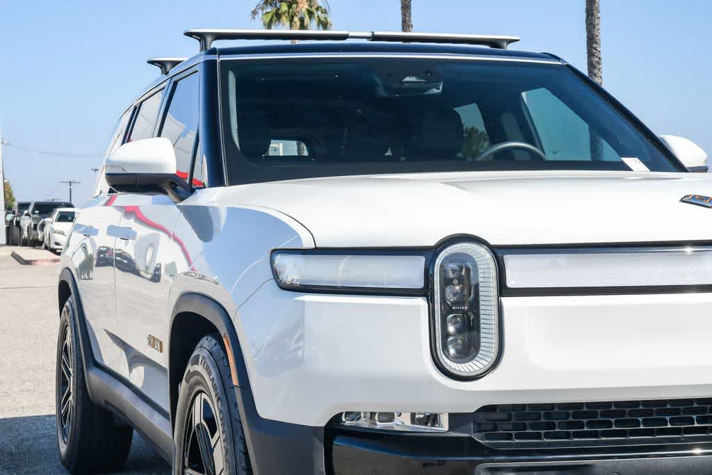 Used 2023 Rivian R1S Adventure AWD/4WD image 4