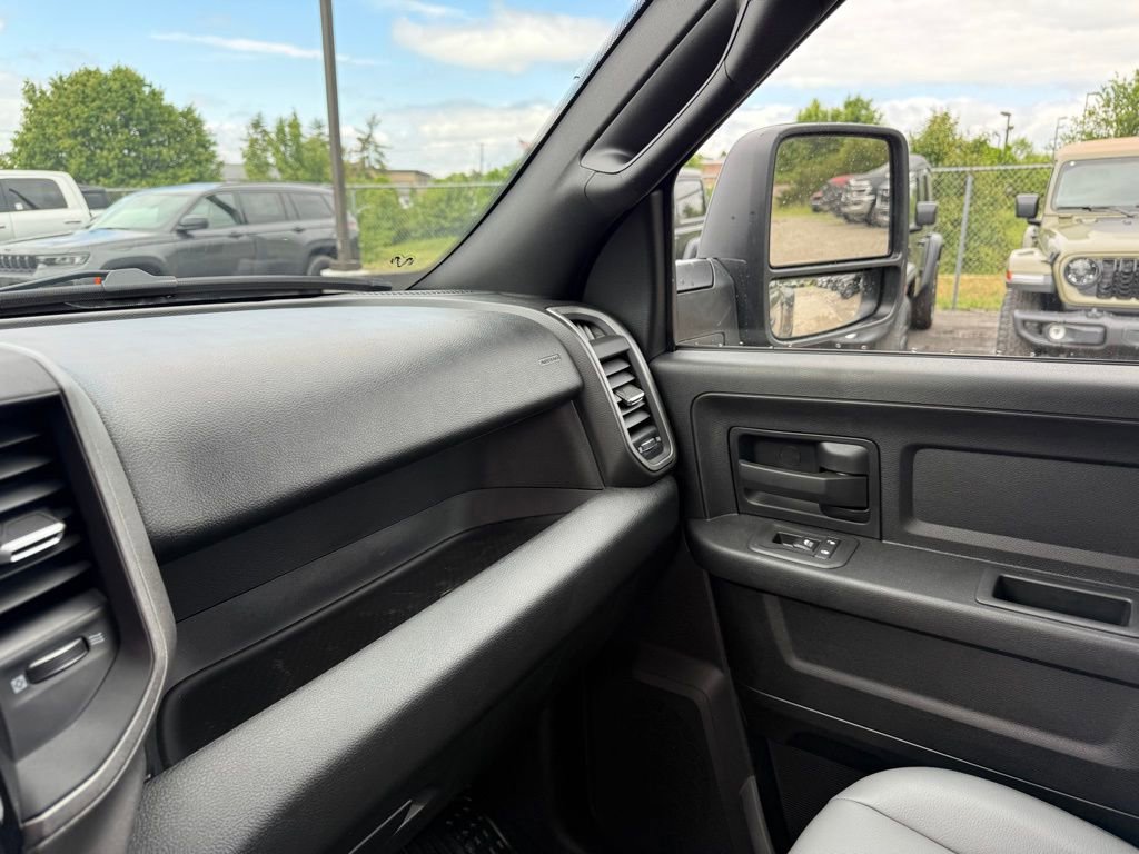 New 2026 RAM 3500 Tradesman AWD/4WD image 22