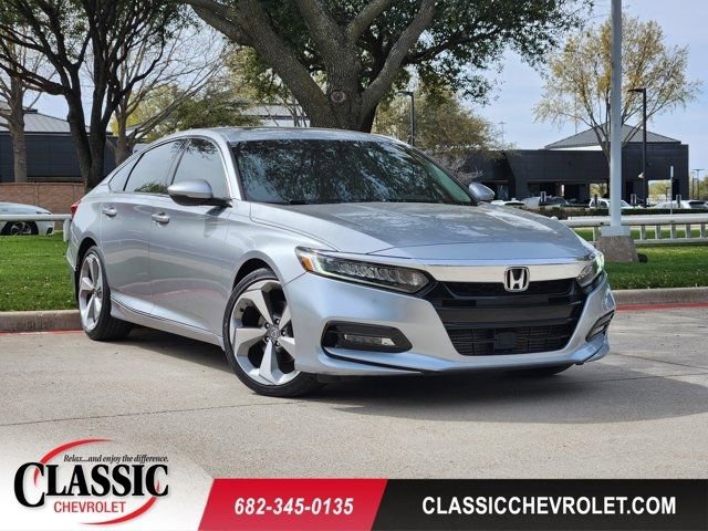 Used 2018 Honda Accord Touring image 1