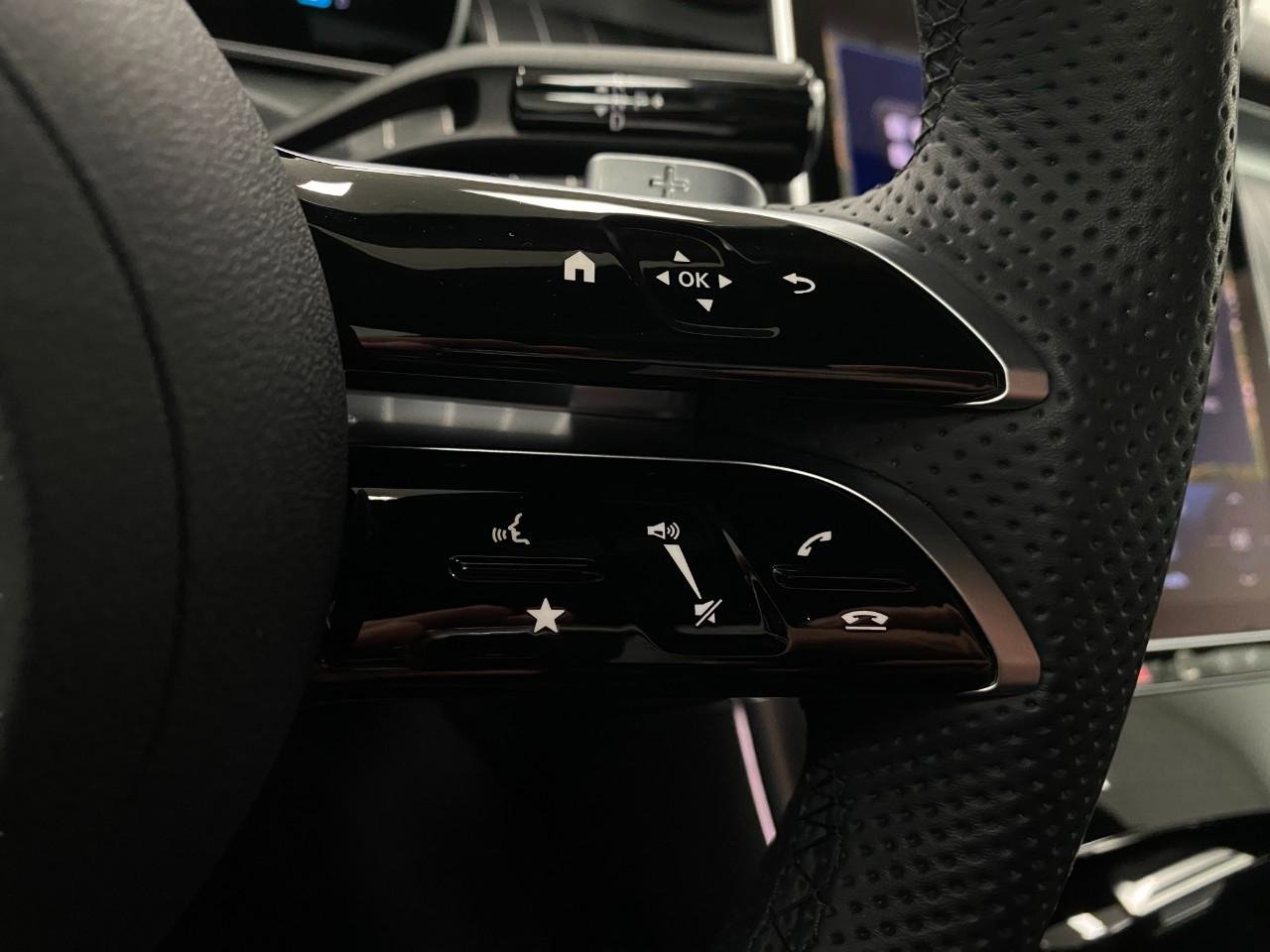 Certified 2025 Mercedes-Benz C 300 4MATIC Sedan image 16