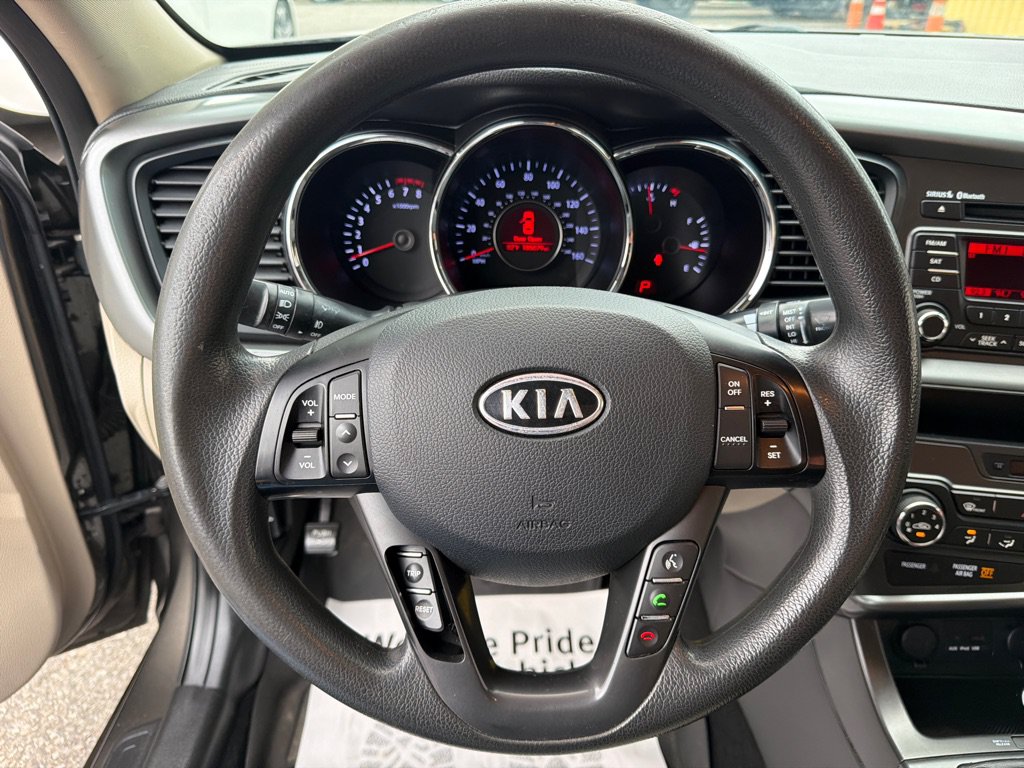 Used 2012 Kia Optima LX FWD image 32