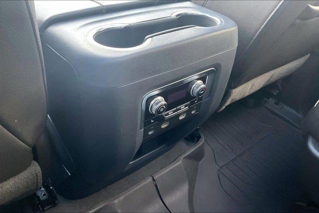 Used 2021 GMC Yukon Denali image 39